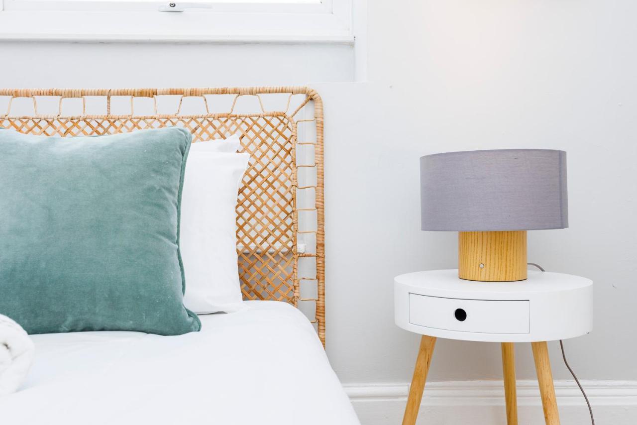 Welcomestay Colliers Wood Two Bed Apartment - Home Away From Home Лондон Экстерьер фото